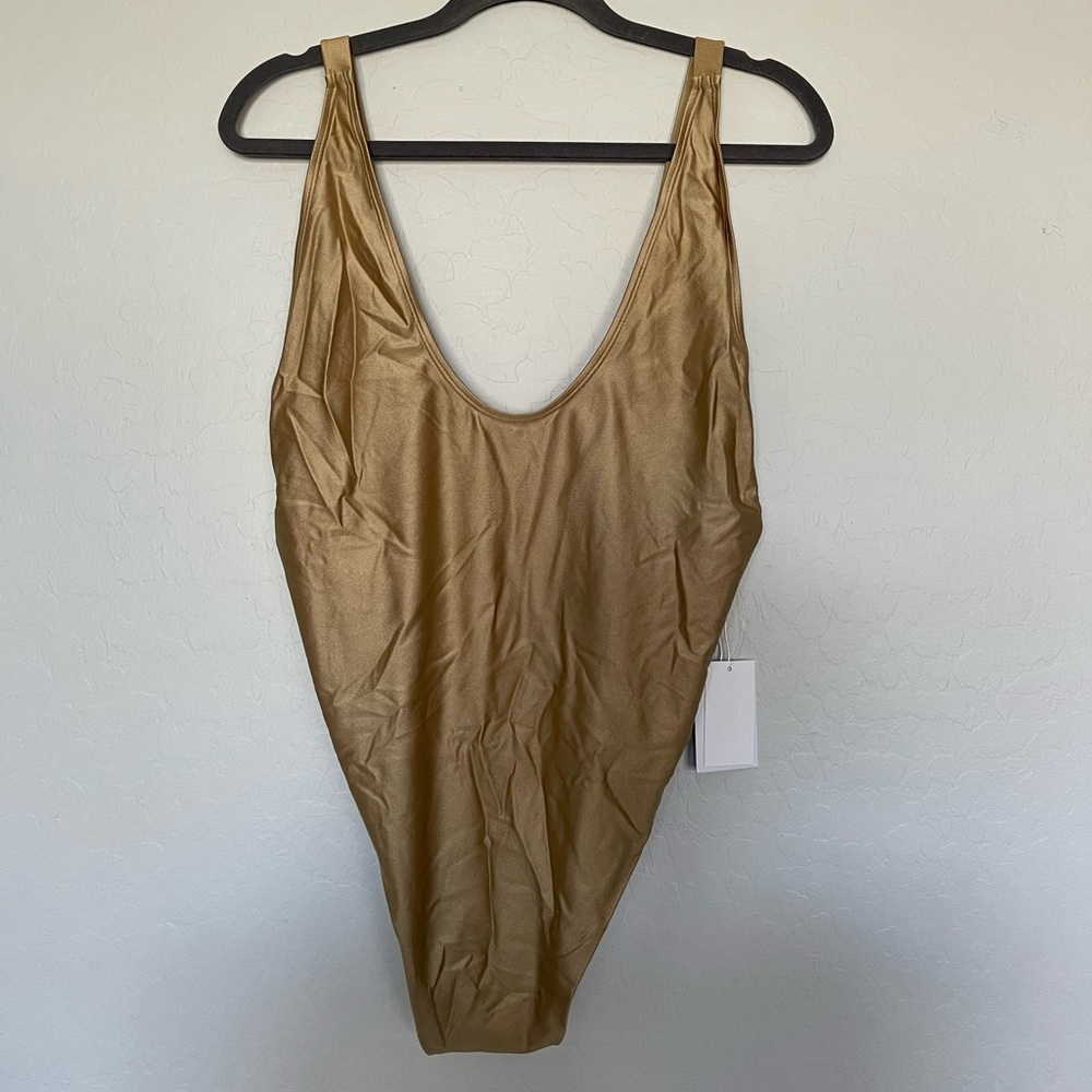Good American HIGH CUT DEEP BACK ONE PEICE size 6 New - Picture 4 of 10